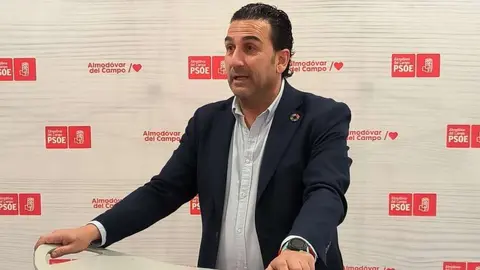 Imagen del portavoz socialista