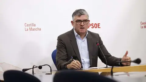 El presidente del grupo socialista en las Cortes de Castilla-La Mancha, &Aacute;ngel Tom&aacute;s Godoy