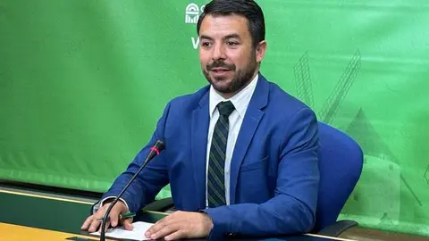 El portavoz de Vox en las Cortes de Castilla-La Mancha Iv&aacute;n S&aacute;nchez