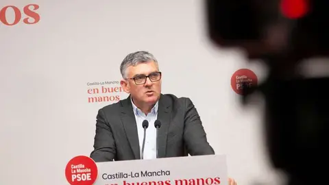 El presidente del grupo socialista en las Cortes regionales, &Aacute;ngel Tom&aacute;s Godoy