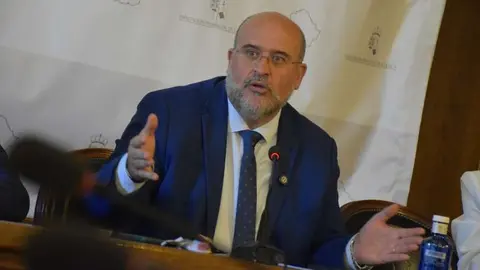 El vicepresidente primero de Castilla-La Mancha, Jos&eacute; Luis Mart&iacute;nez Guijarro