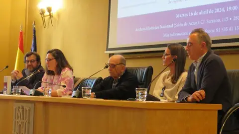 Jacobo Ponte; Raquel Delgado; Jos&eacute; Manuel Ponte; Laura Ponte y Jos&eacute; Maria Paz Gago