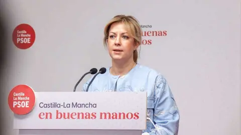 La portavoz del grupo socialista en las Cortes regionales, Ana Isabel Abeng&oacute;zar