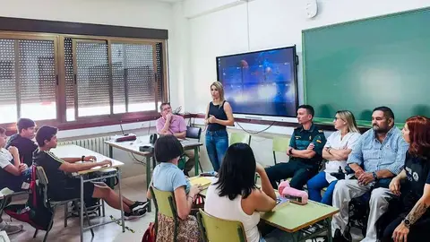 Un momento de la charla ofrecida en las dependencias educativas
