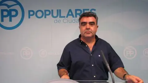 Santiago Buend&iacute;a