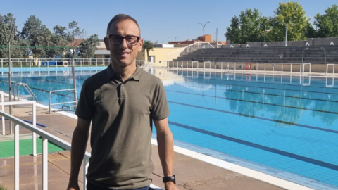 El teniente de alcalde de Deportes de Valdepe&ntilde;as, David Sevilla