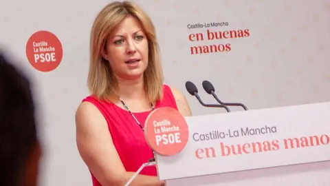 La portavoz del grupo socialista en las Cortes regionales, Ana Isabel Abeng&oacute;zar
