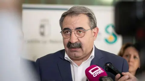 El consejero de Sanidad, Jes&uacute;s Fern&aacute;ndez Sanz