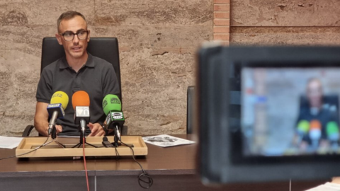 El teniente de alcalde de Deportes de Valdepe&ntilde;as, David Sevilla
