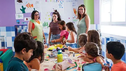 Visitando al grupo de m&aacute;s edad