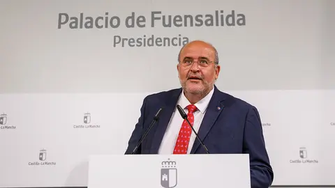 El vicepresidente primero, Jos&eacute; Luis Mart&iacute;nez Guijarro