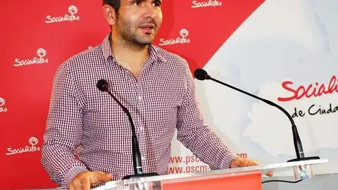 El portavoz del PSOE de Moral de Calatrava, Juan Pablo Barahona
