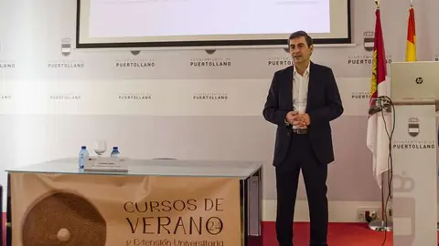 El director del Complejo Industrial de Repsol en Puertollano, Antonio Lorenzo
