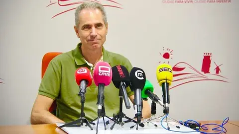El concejal de Medio Ambiente de Alc&aacute;zar, Pedro Noblejas