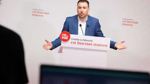 El diputado del grupo socialista en las Cortes regionales Antonio S&aacute;nchez Requena