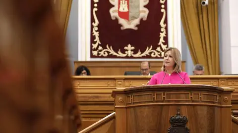 La portavoz del grupo socialista en las Cortes de Castilla-La Mancha, Ana Isabel Abeng&oacute;zar