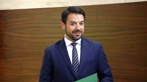 El portavoz del Grupo parlamentario Vox, Iv&aacute;n S&aacute;nchez