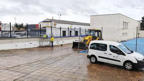Trabajos previos llevados a cabo en torno a la parcela sobre la que se van a ampliar las instalaciones