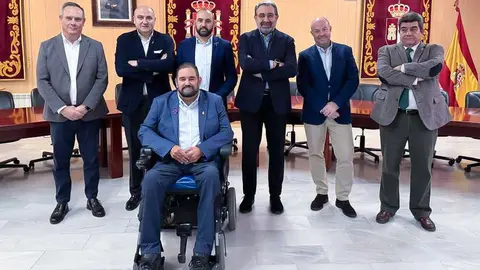 Representantes de las instituciones que han participado en la reuni&oacute;n
