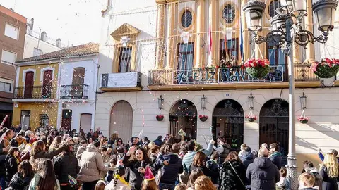 Alegr&iacute;a descorchada al sonar las 12 campanadas de este mediod&iacute;a