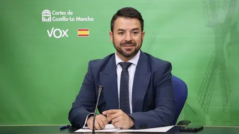 El portavoz del Grupo parlamentario Vox en las Cortes de Castilla-La Mancha, Iv&aacute;n S&aacute;nchez