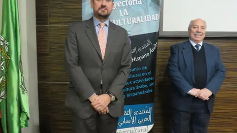El director general de Casa &Aacute;rabe Miguel Moro Aguilar con el presidente de CIHAR Abdo Tounsi