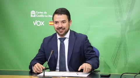 El portavoz del Grupo Parlamentario Vox en las Cortes de Castilla-La Mancha, Iv&aacute;n S&aacute;nchez