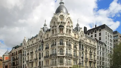 El emblem&aacute;tico edificio Casa Gallardo, de 1911, declarado Bien de Inter&eacute;s Cultural, en cuya primera parte se ubica el restaurante Terracotta
