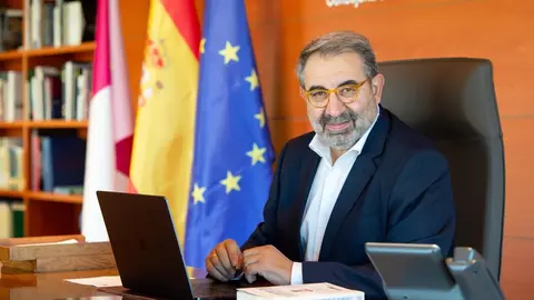 El consejero de Sanidad, Jes&uacute;s Fern&aacute;ndez Sanz