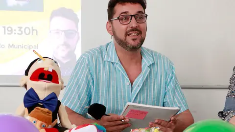 Jaime Pedrero, dirigi&eacute;ndose al p&uacute;blico que estuvo presente en la presentaci&oacute;n
