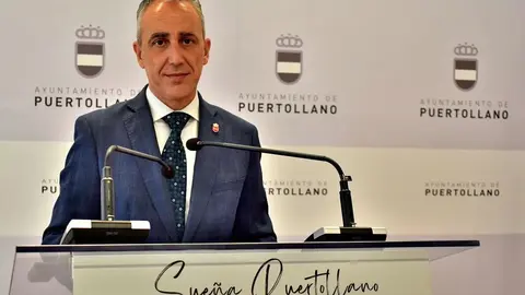 El alcalde de Puertollano, Miguel &Aacute;ngel Ruiz