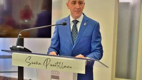 El alcalde de Puertollano, Miguel &Aacute;ngel Ruiz