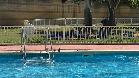 Ciudad Real mejora la accesibilidad en sus piscinas municipales y logra un 50 % m&aacute;s de usuarios en el primer mes de apertura