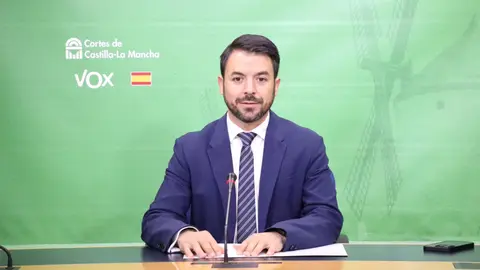 El portavoz del Grupo Parlamentario Vox en las Cortes de Castilla-La Mancha, Iv&aacute;n S&aacute;nchez