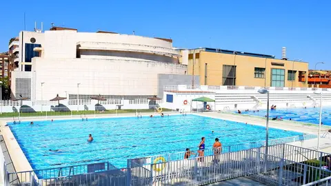 Piscina 'Mar&iacute;a Luisa Caba&ntilde;ero'