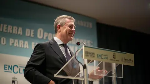 El presidente de Castilla-La Mancha, Emiliano Garc&iacute;a-Page