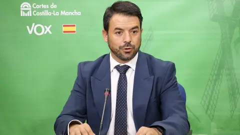 El portavoz de Sanidad del Grupo Parlamentario Vox&nbsp; en las Cortes de Castilla-La Mancha, Iv&aacute;n S&aacute;nchez