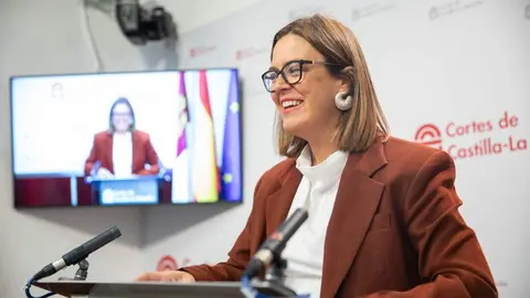 La consejera Portavoz del Ejecutivo Auton&oacute;mico, Esther Padilla