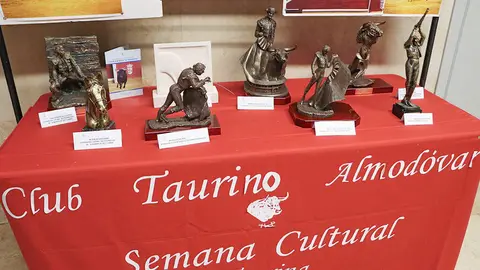 Elenco de estatuillas que se entregar&aacute;n en la cena de clausura