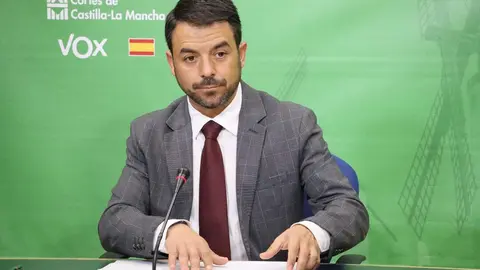 El portavoz de Sanidad de Vox en las Cortes, Iv&aacute;n S&aacute;nchez