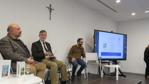 Basilio Rodr&iacute;guez Ca&ntilde;ada; Rafael Rodr&iacute;guez-Ponga; David Carril y Maria Sabas