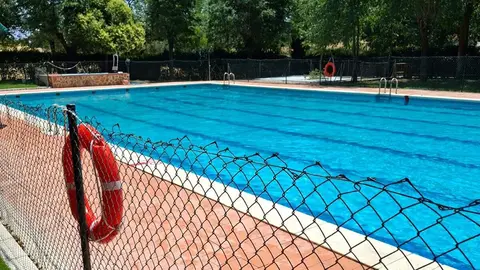 Piscina municipal de Mestanza