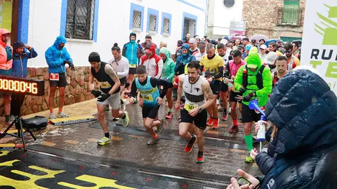 Las salidas competitivas y de senderismo se dieron al un&iacute;sono