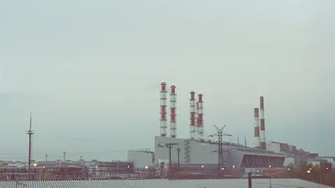 Materiales que resisten el tiempo: la apuesta por los aceros 1.4913 y 1.7711 en la modernizaci&oacute;n industrial.