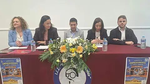 Miguel D&iacute;az Brazales en jornadas de emprendimiento