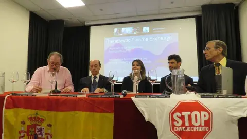 De izquierda a derecha, Alfonso G&oacute;mez Prieto; Juan L&oacute;pez Mart&iacute;nez; Maria Virginia Rosales; Gabriel V&aacute;zquez y Jos&eacute; Luis Cordeiro