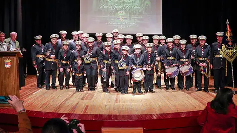 La Banda de Cornetas y Tambores de Jes&uacute;s Rescatado, formando al t&eacute;rmino del acto