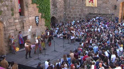 Las fiestas locales de Solana del R&iacute;o ser&aacute;n protagonistas en la quinta temporada de Fiesteros