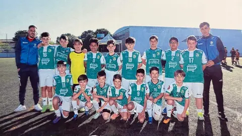 Equipo alev&iacute;n del Calzada CF