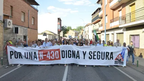 M&aacute;s de 1.500 personas exigen una N-430 digna y segura y medidas urgentes con celeridad